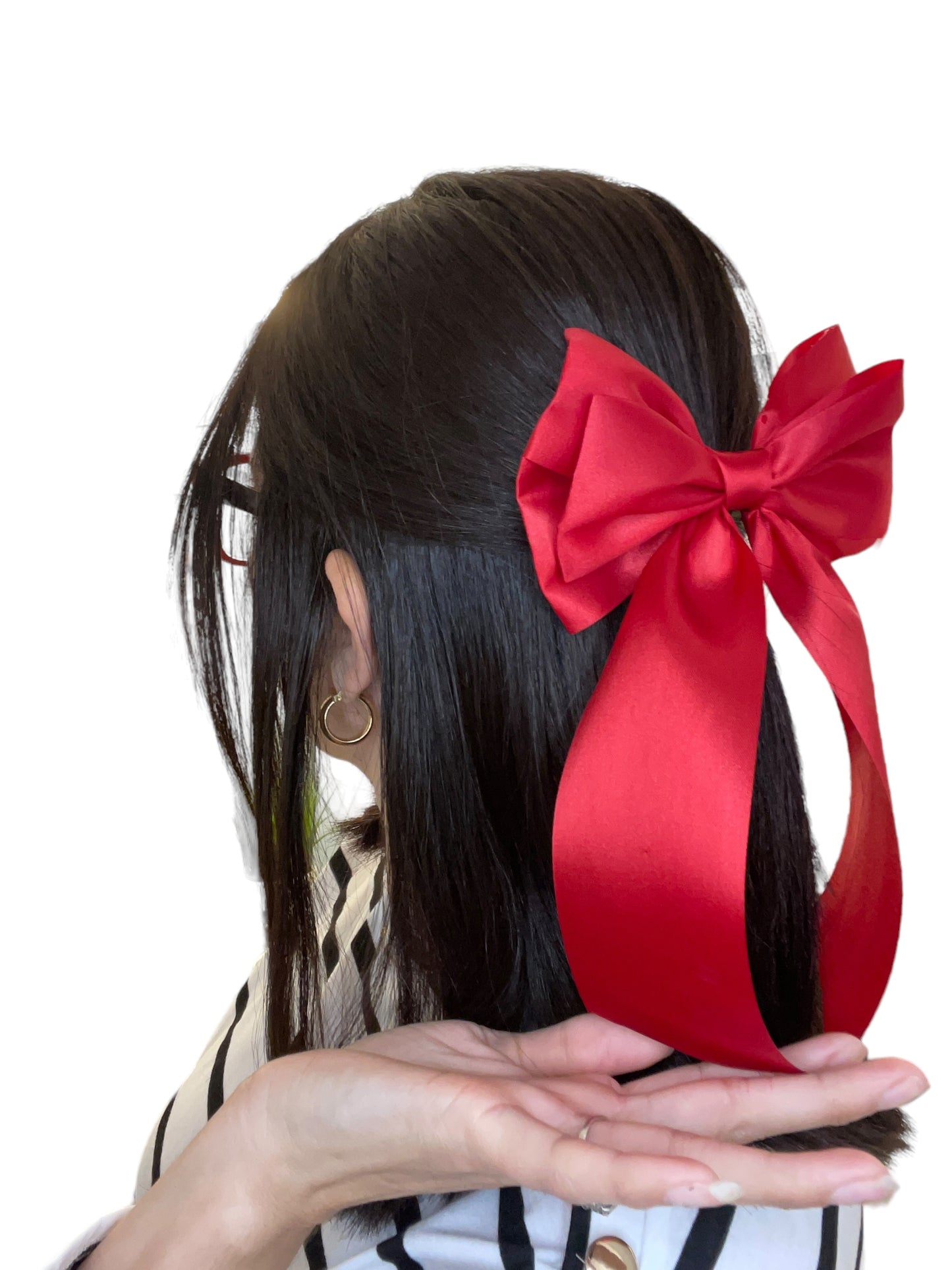 The Chic Touch for your Hair Coquette Satin and Lace Bows – Classic and Modern Glamour