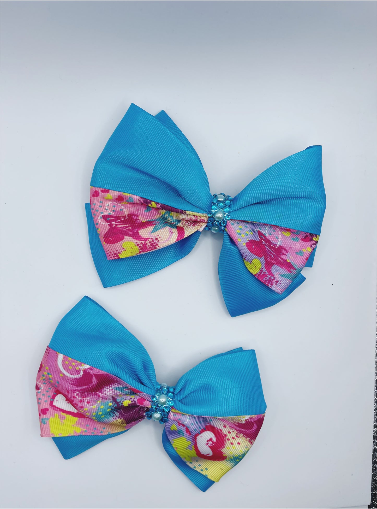 Par de lazos para el cabello para niñas Pinzas para el cabello de cocodrilo para niña Par de lazos para el cabello hechos a mano para bebés Niños pequeños Niños Adolescentes Cintas de grosgrain Par de lazos